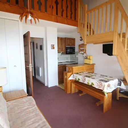 Apartman Cosy Avec Mezzanine Et Balcon Au Pied Des Pistes - Fr-1-297-158 *